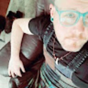 Meet your Posher, Dustin